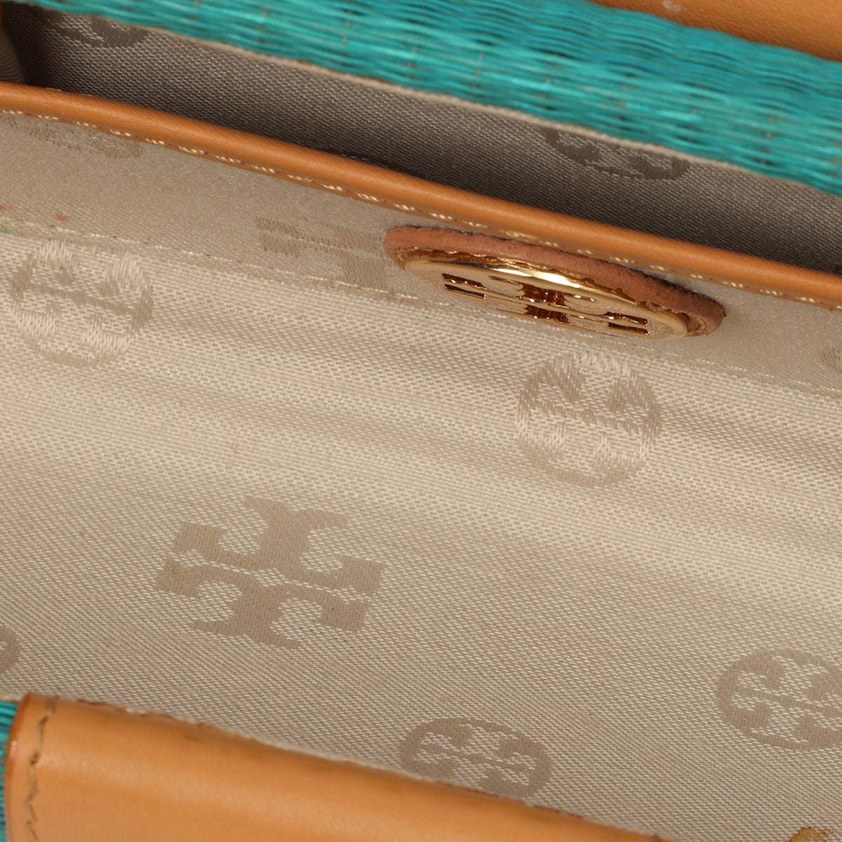 Ombre Turnlock Clutch