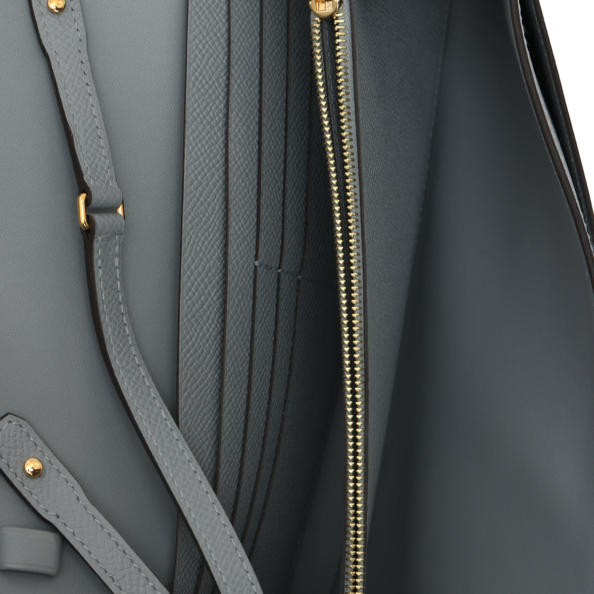 Veau Epsom Gris Pantin Constance To Go Wallet With Gold Hardware