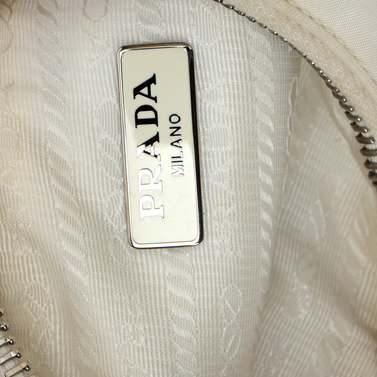 Re-Edition 2005 White Small Shoulder Bag