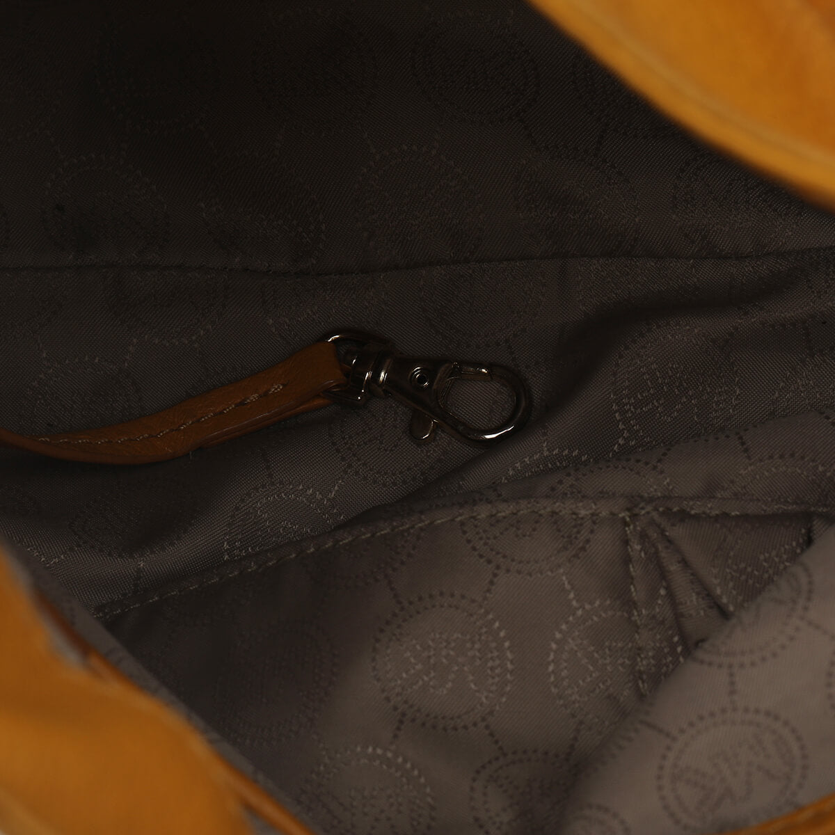 Leather Jet Set Chain Shoulder Bag with Strap