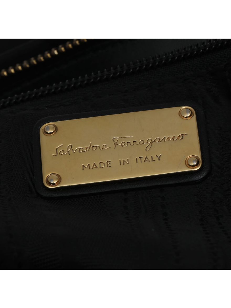 Black Vara Nylon Shoulder Bag