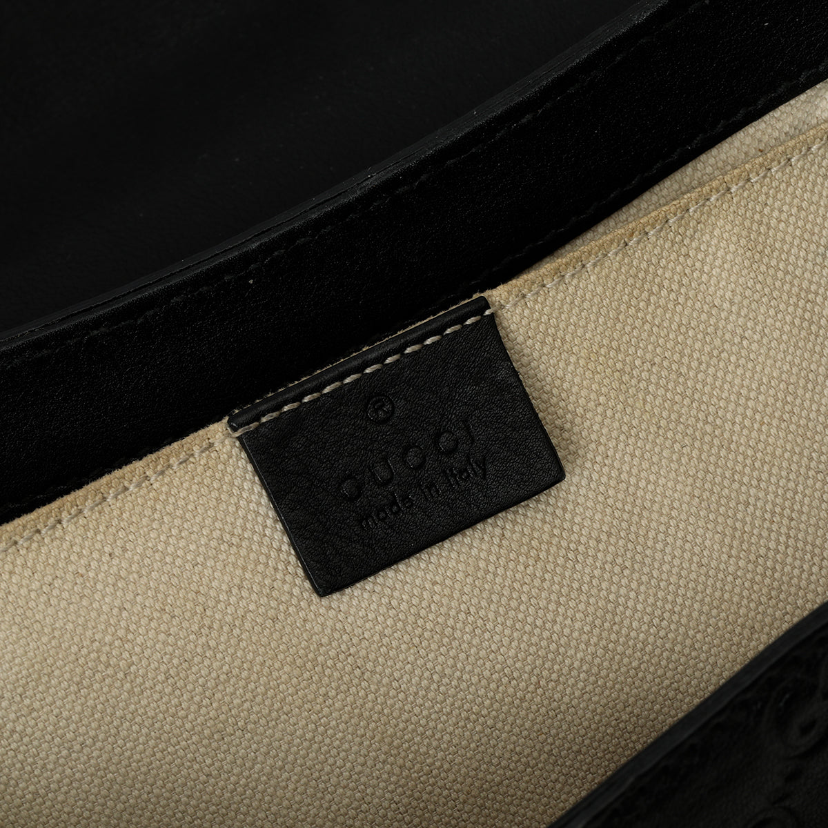 GG Black Emily Shoulder Bag Medium