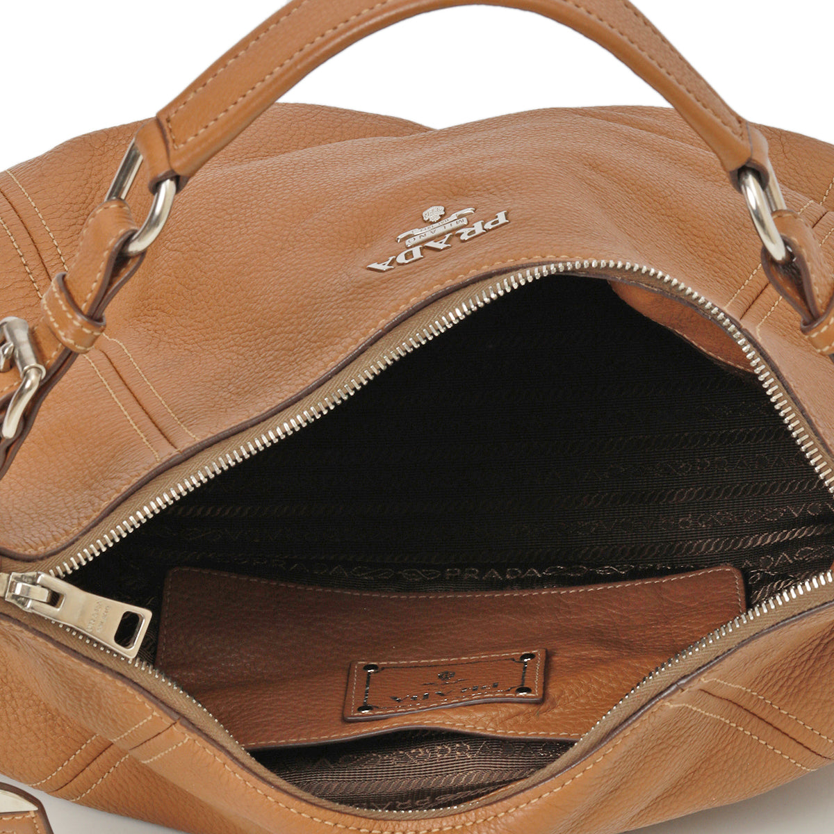 Vitello Daino Pebbled Leather Hobo Bag One Size