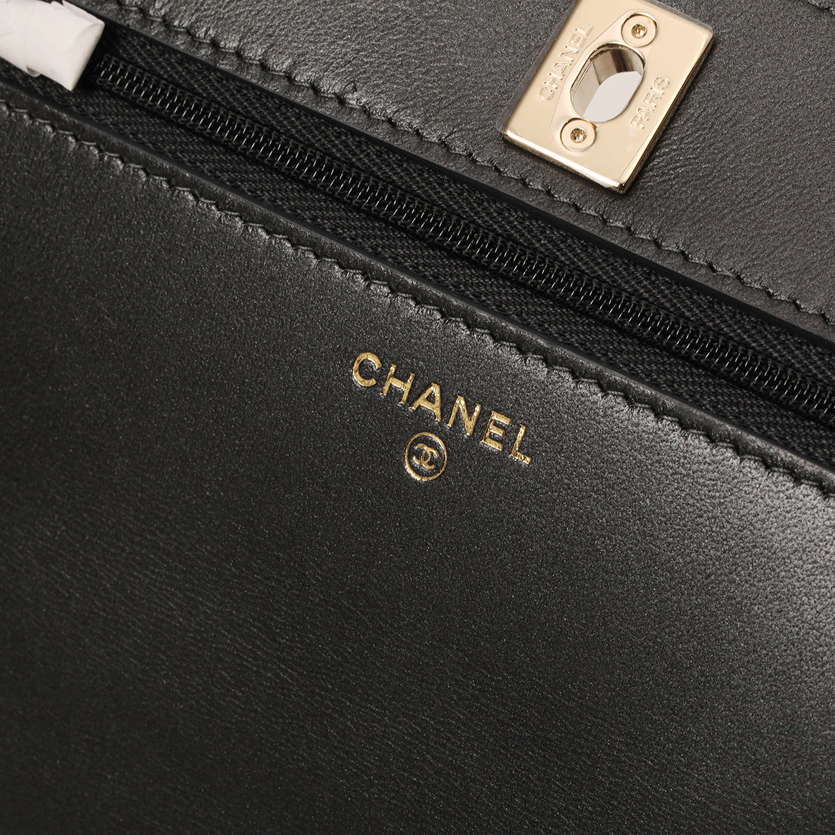 Chanel Wallet On Chain With Charms