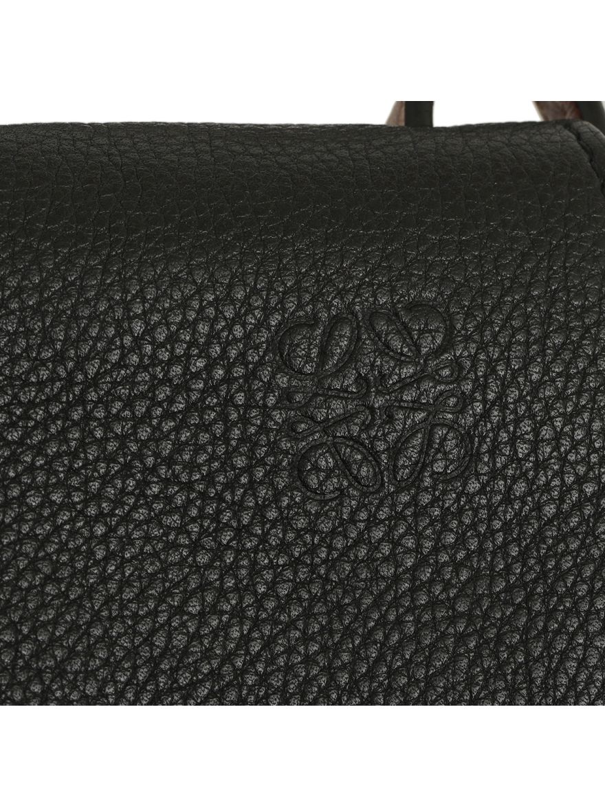 Small Gate Bag. Small Gate Bag.