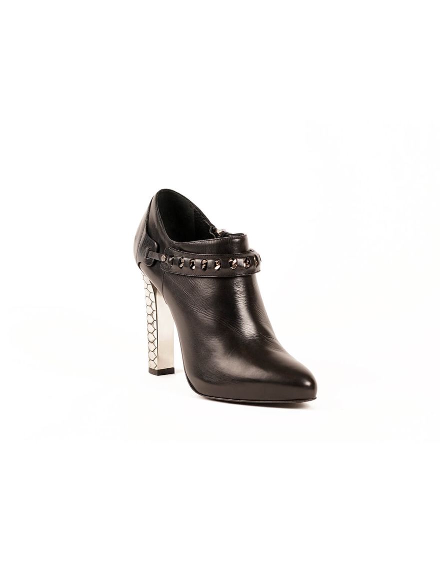 Boots Size - 36.5