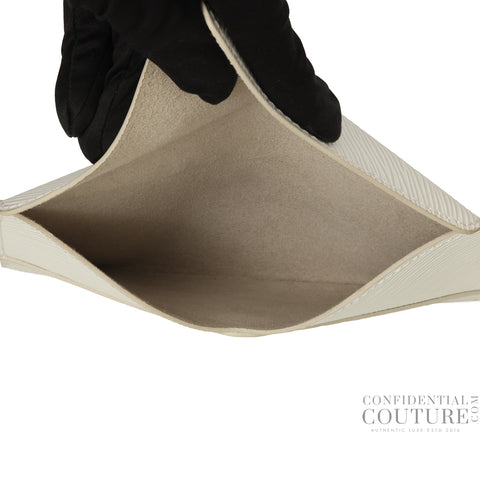 White Epi Leather MM Pochette