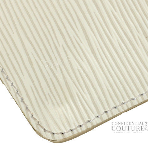 White Epi Leather MM Pochette