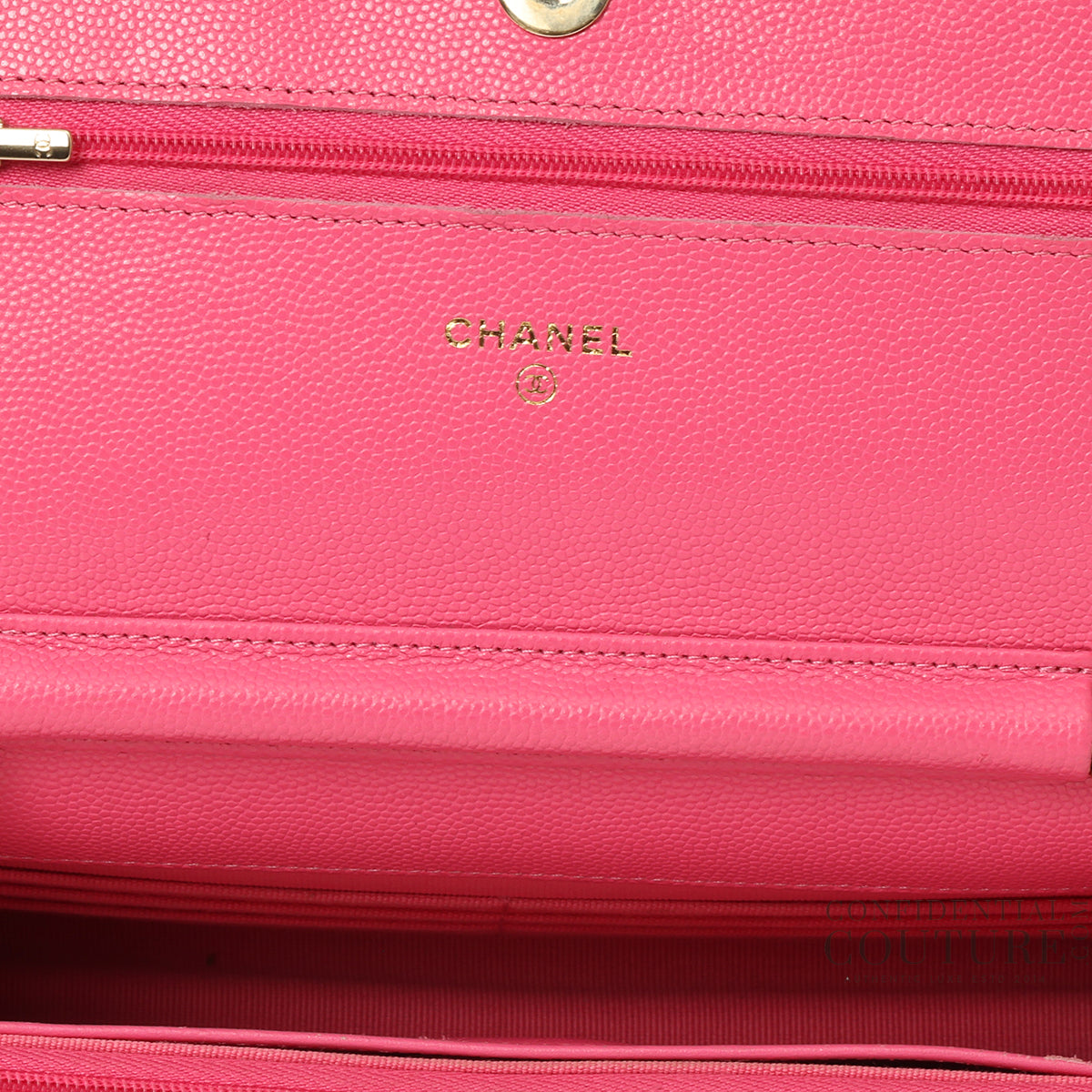 Fuchsia Classic Wallet On Chain Bag