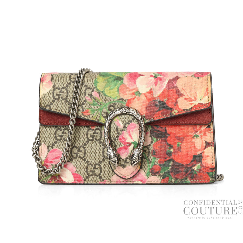 Pre loved Gucci GG Supreme Dionysus Super Mini Bag