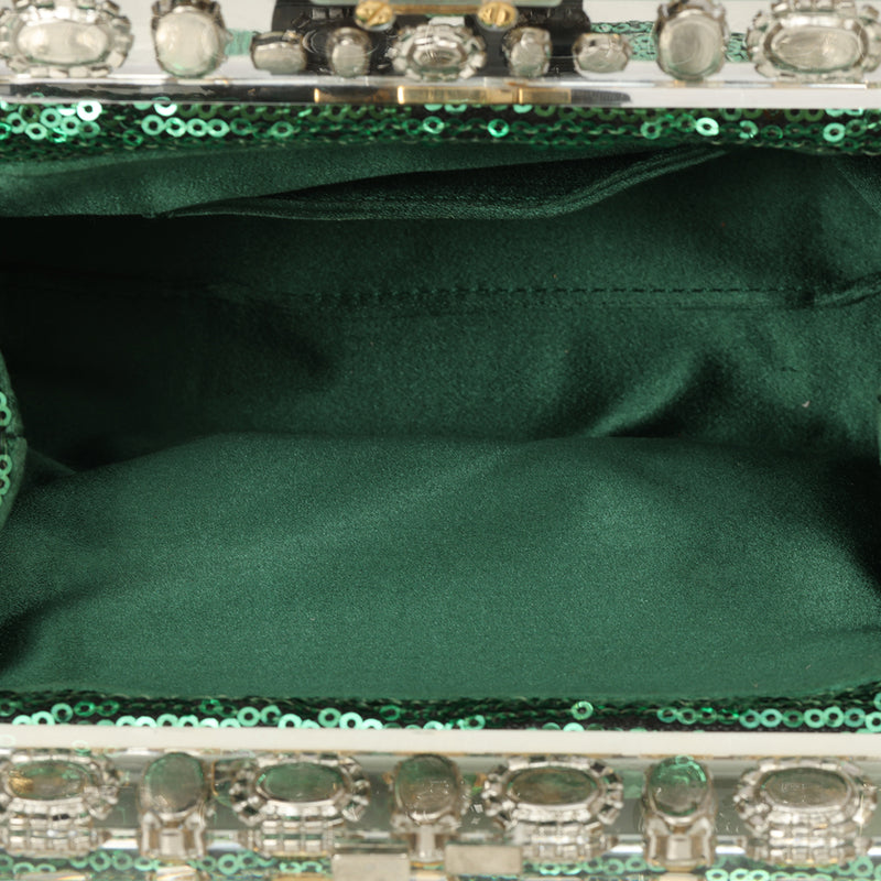Vanda Clutch One Size