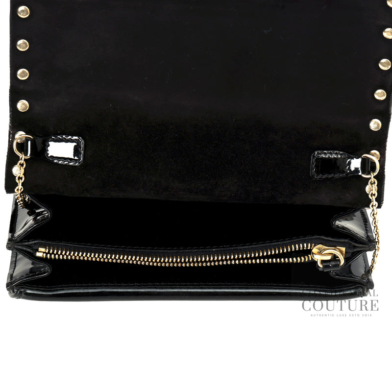 Women Valentino Garavani Black Patent Leather Rockstud Wallet On Chain