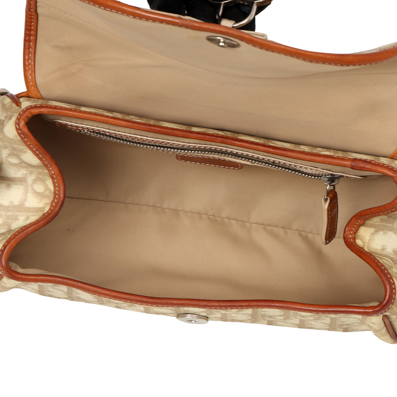 Tan And Beige Coated Canvas Heart Link Romantique Shoulder Bag