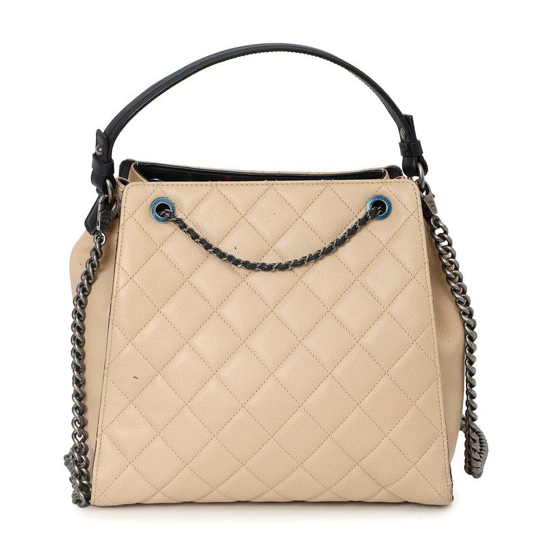 Women chanel beige & black large cc accordion bucket bag price