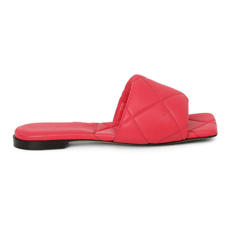 Quilted Pattern Leather Slides Size: 37.5