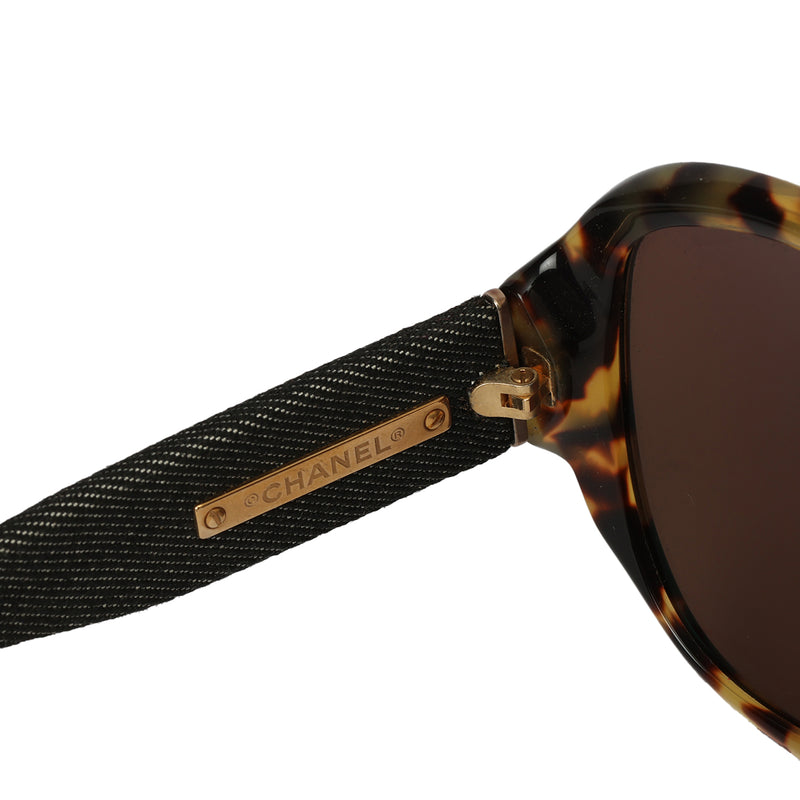 Women pre loved chanel sunglasses one size