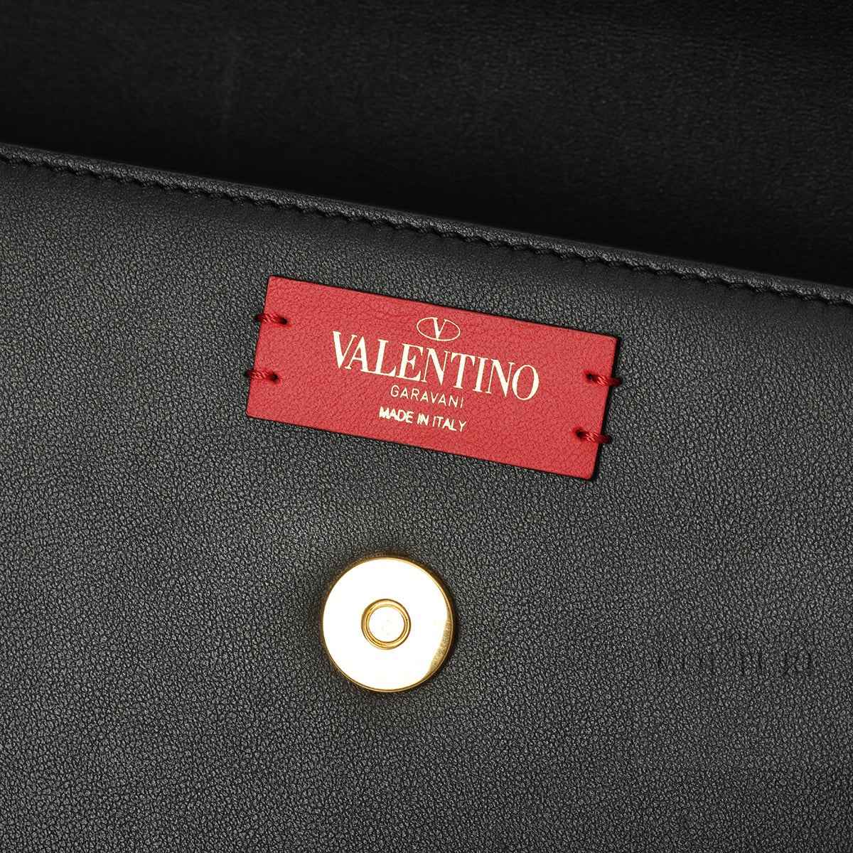 Garavani Black Supervee Bag In Calfskin