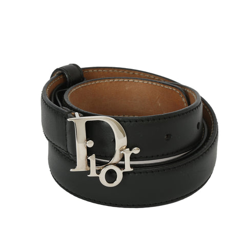 Slim Black Leather Logo Buckle Belt Size: 80