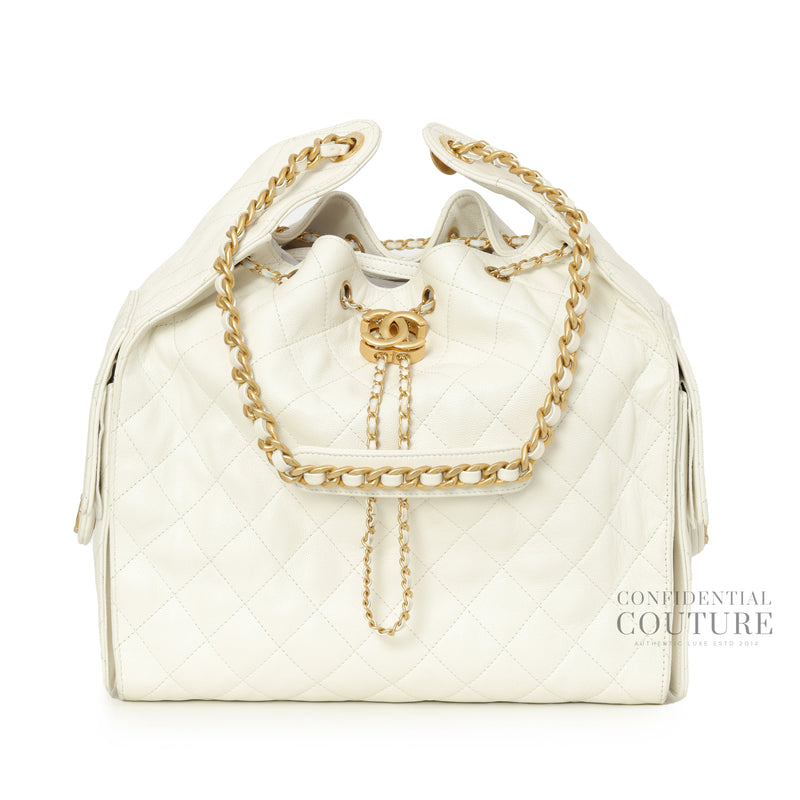 25 White Medium Grained Calfskin & Gold-Tone Metal Handbag