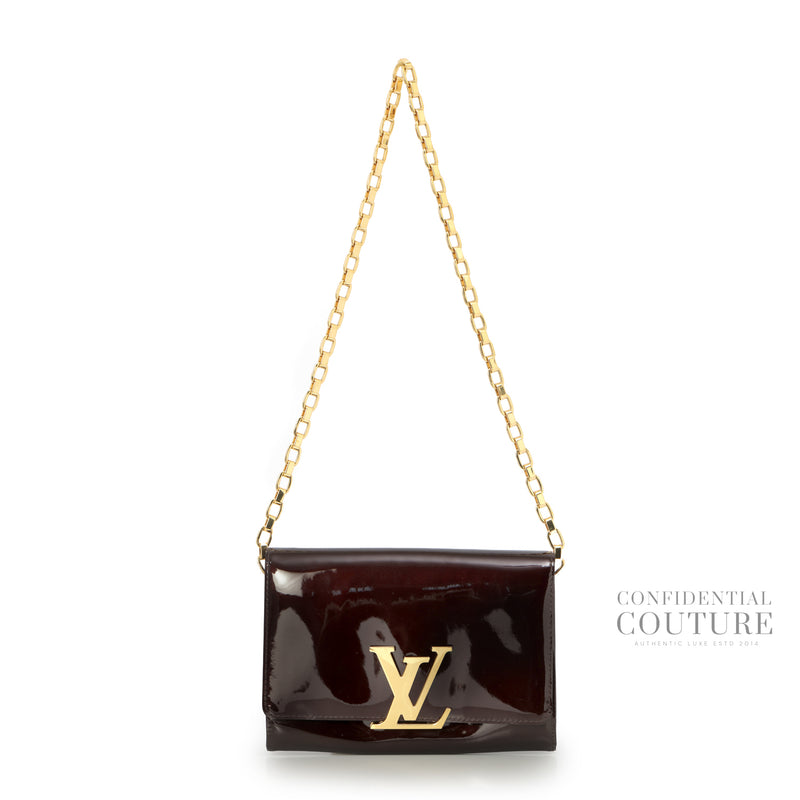 Amarante Vernis Chain Louise Clutch GM Bag