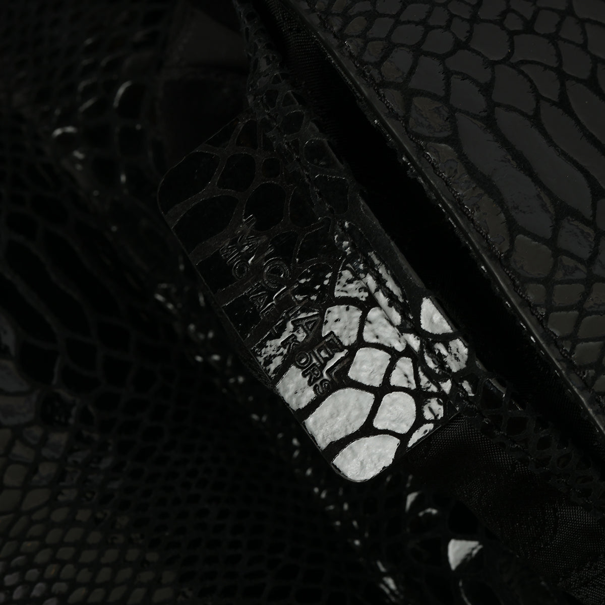 Black Python Embossed Patent Leather Shoulder Bag One Size