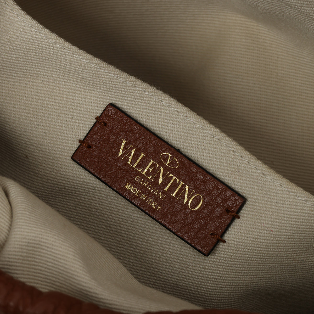 V Logo Small Wicker Basket Bag