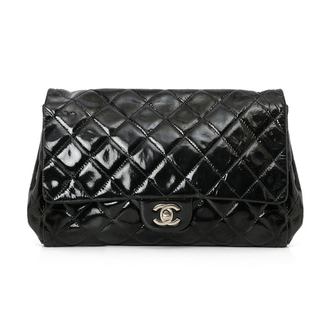 Classic Medium Single Flap Patent Leather Shoulder Bag