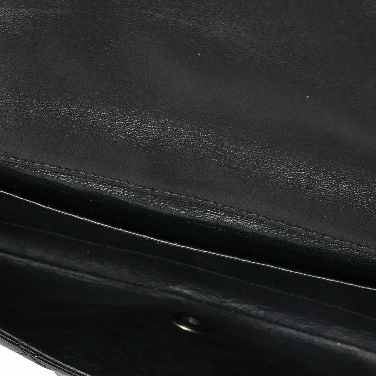 Classic Medium Single Flap Patent Leather Shoulder Bag