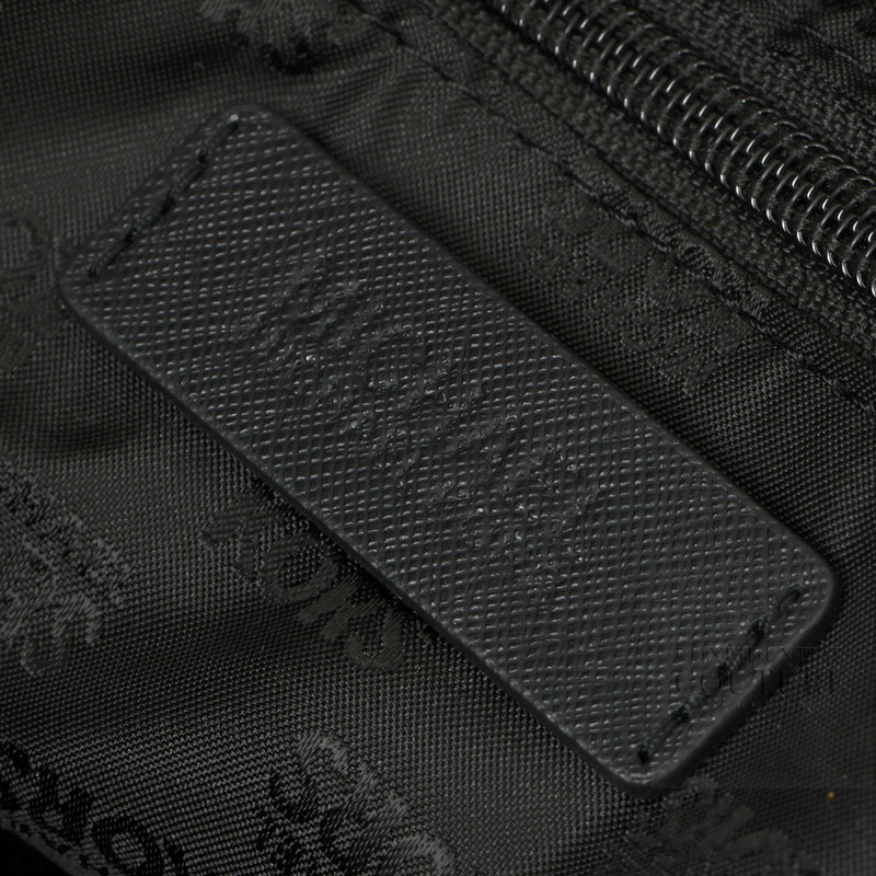 Secondhand Michael Kors Black Solid Handheld Bag