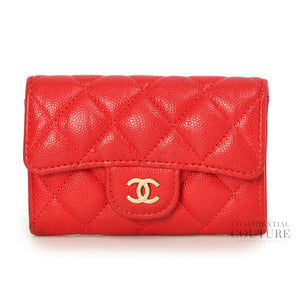 Classic Flap Card Holder In Red Quilted Caviar