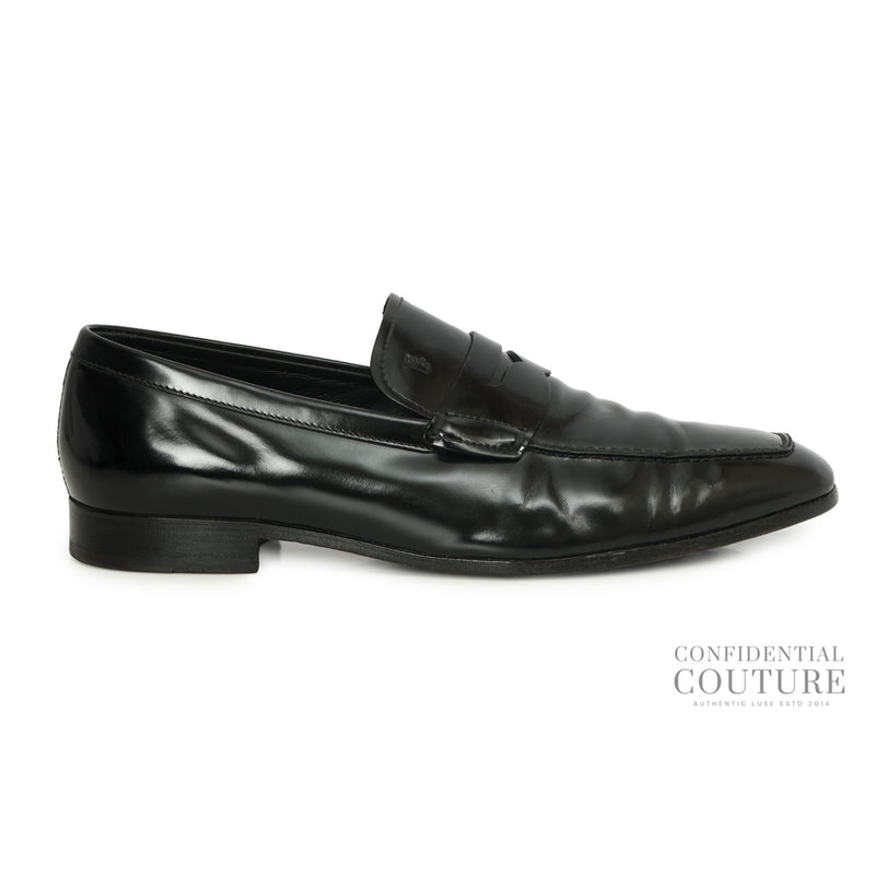 Tods Stamped Monogram Leather Loafers Size: UK 9