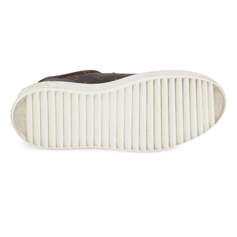 Women Louis Vuitton Monogram Time Out Sneakers 38