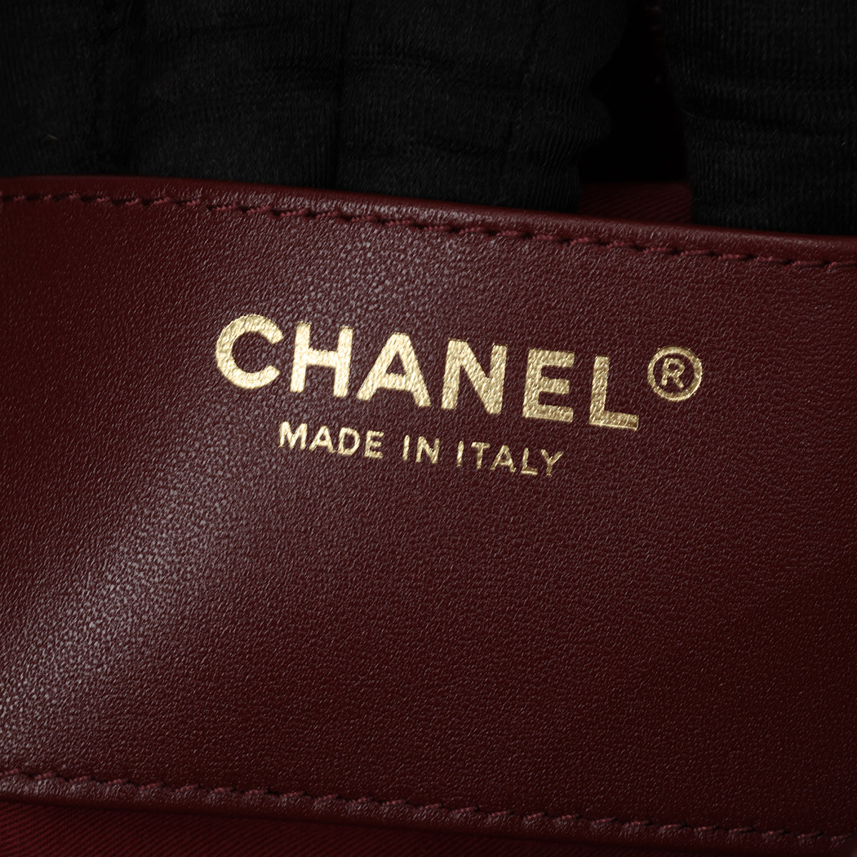 Maroon 25 Small Handbag