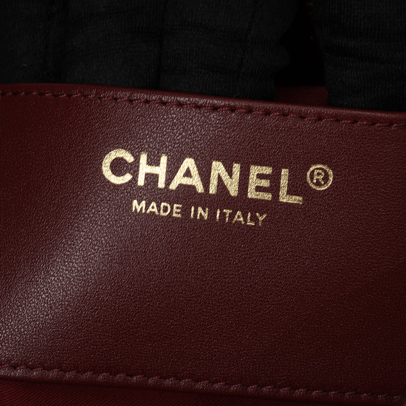 Maroon 25 Small Handbag