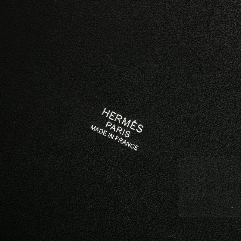 Cabas H en Biais 40 Yote Bag in Noir & Ecru Canvas.