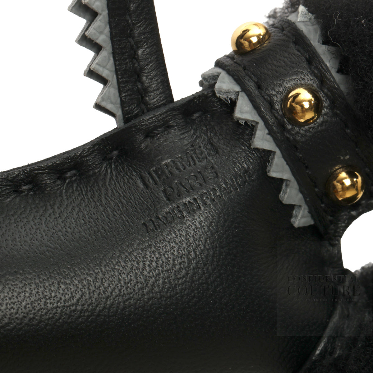 Noir Budy Apic Agneau Charm