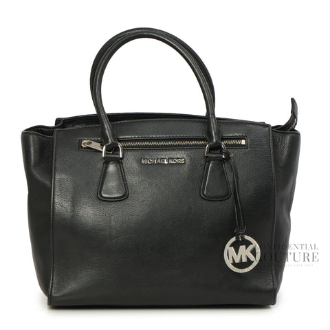 Carine Satchel with Detachable Strap in Black Leather Bag