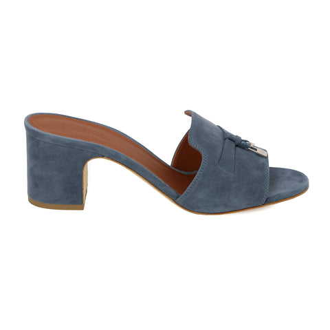 Summer Charms Sandals Size: 39