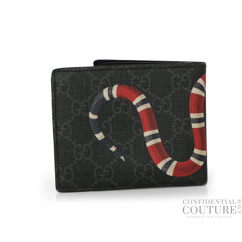 Men pre loved gucci kingsnake print bi fold wallet