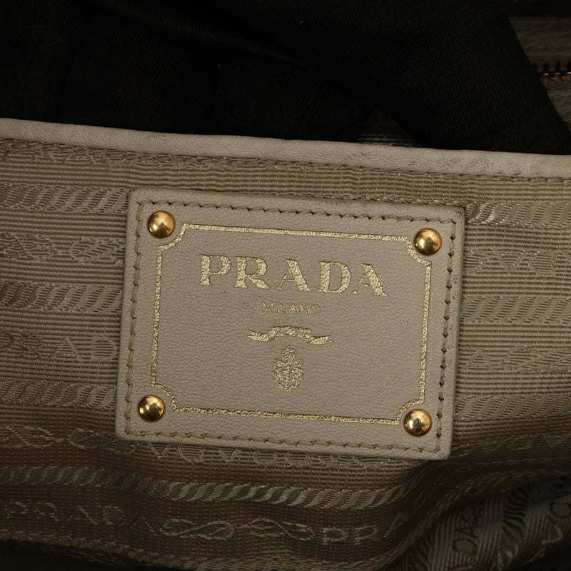 Women Prada Vitello Daino bag