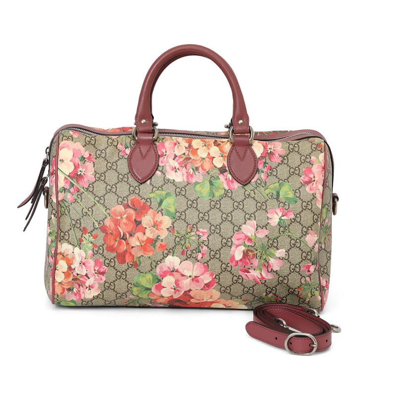 Women gucci maroon and beige medium blooms gg supreme top handle bag