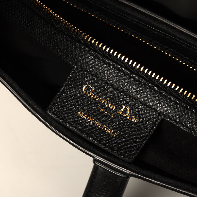 Saddle Classic Shoulder Bag