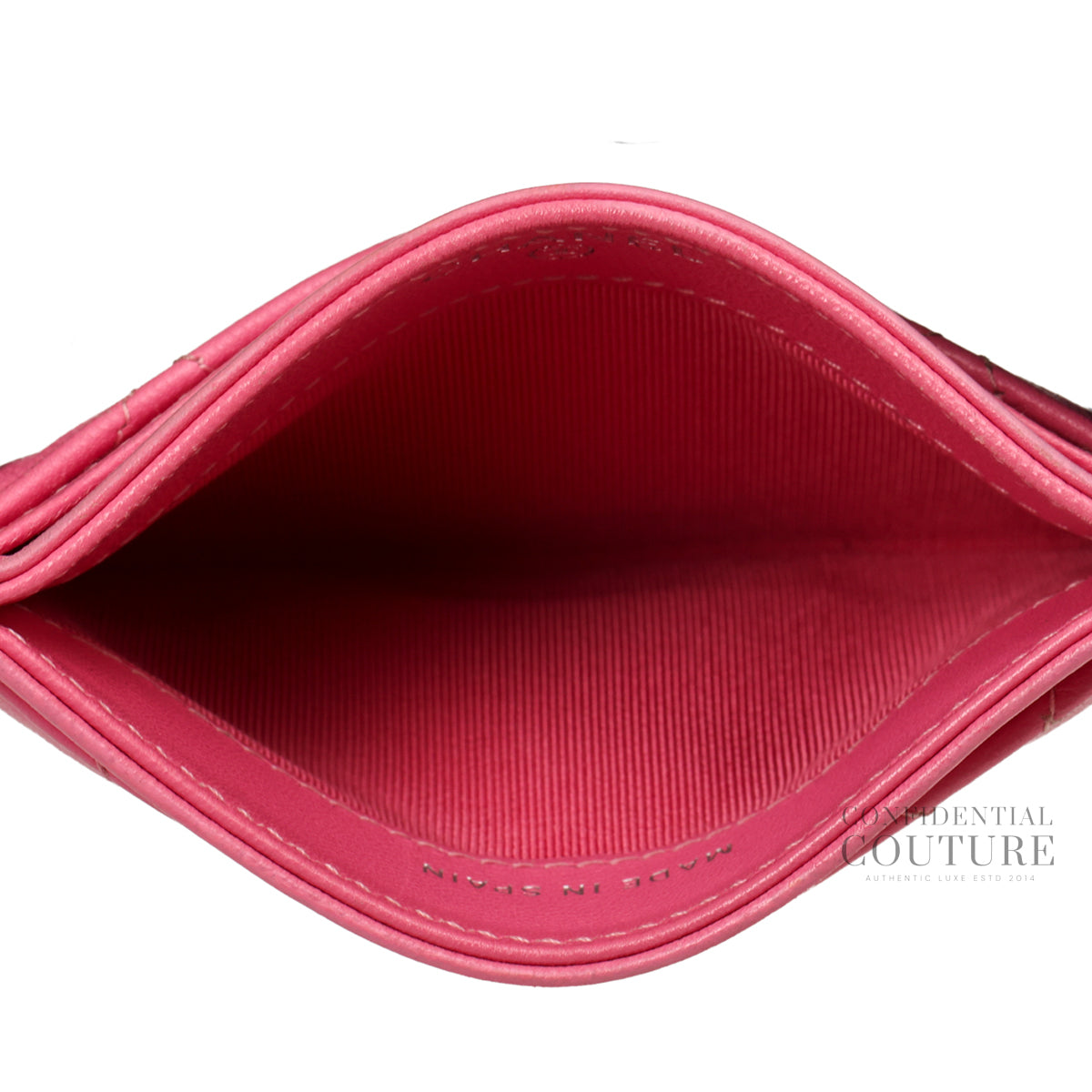 Authentic Pre-Loved — Classic Pink Lambskin Card Holder — Interior View