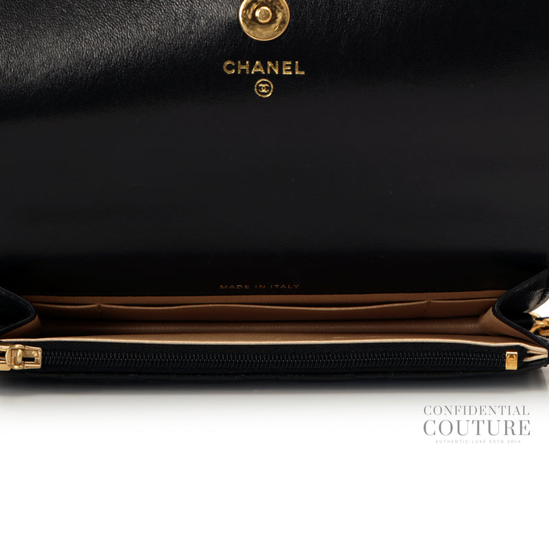 Black Flap Phone Holder w/ Chain Bag