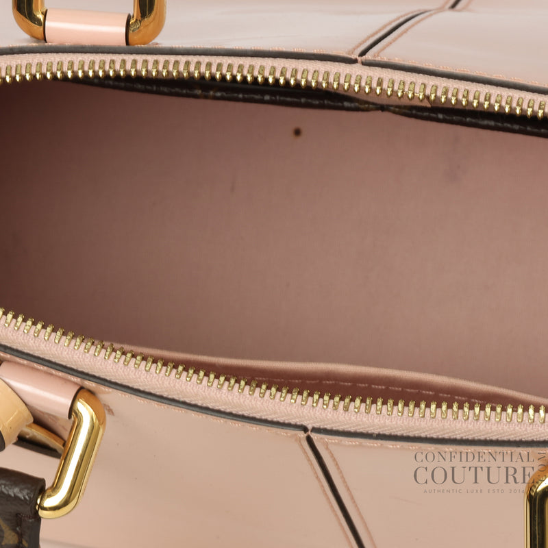 Rose Ballerine Vernis Miroir Tote Bag