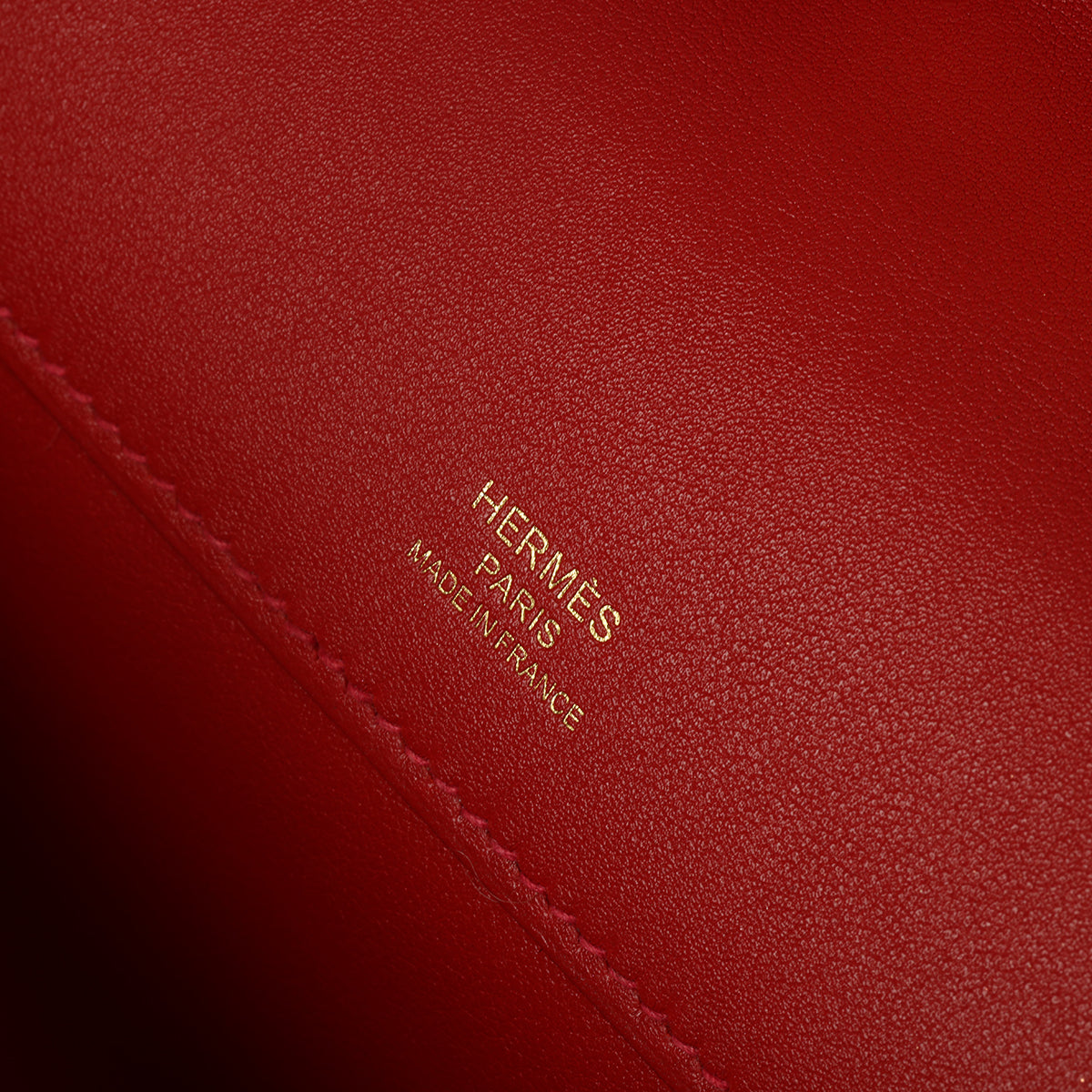 Kelly Cut Rouge Casaque Swift Gold Hardware