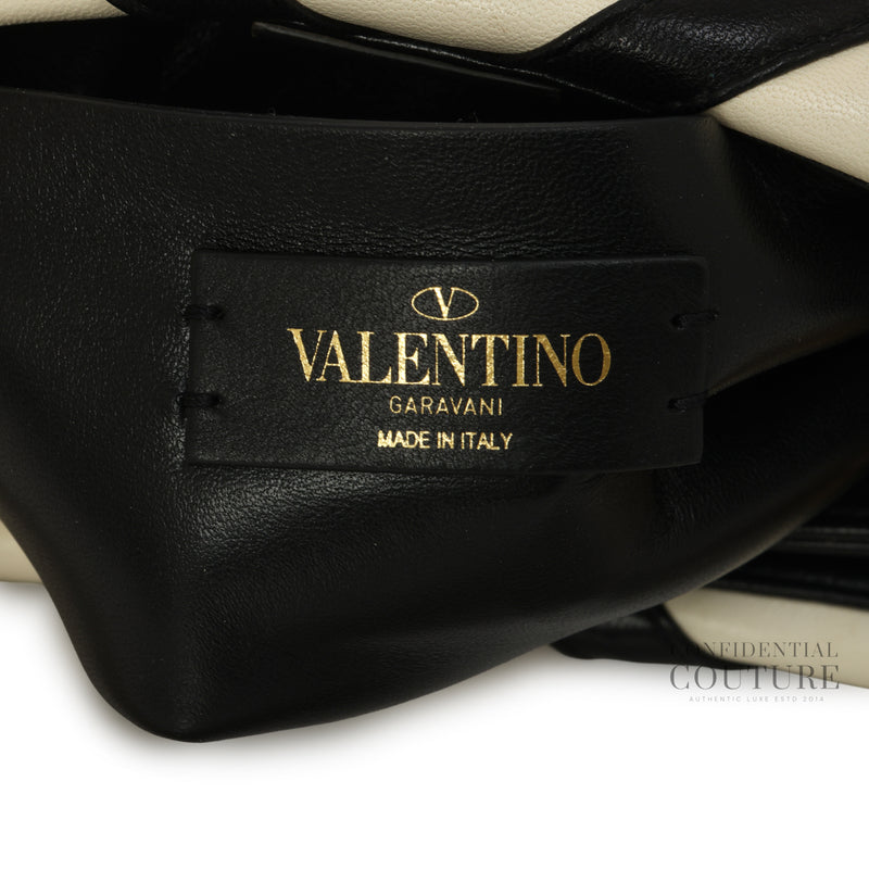 Garavani White/Black Roman Stud Quilted Leather Small Top Handle Bag