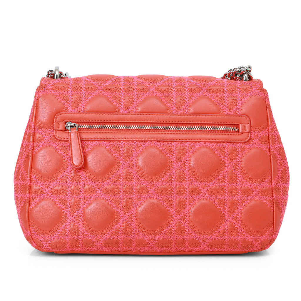 Dior Miss Dior ロゴトートバッグ ベージュ　赤 Dior - 【最終価格】MISS DIOR 2024トートバッグ イベント