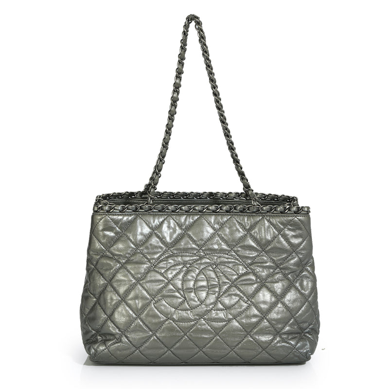 Women chanel chain me metallic tote bag medium price