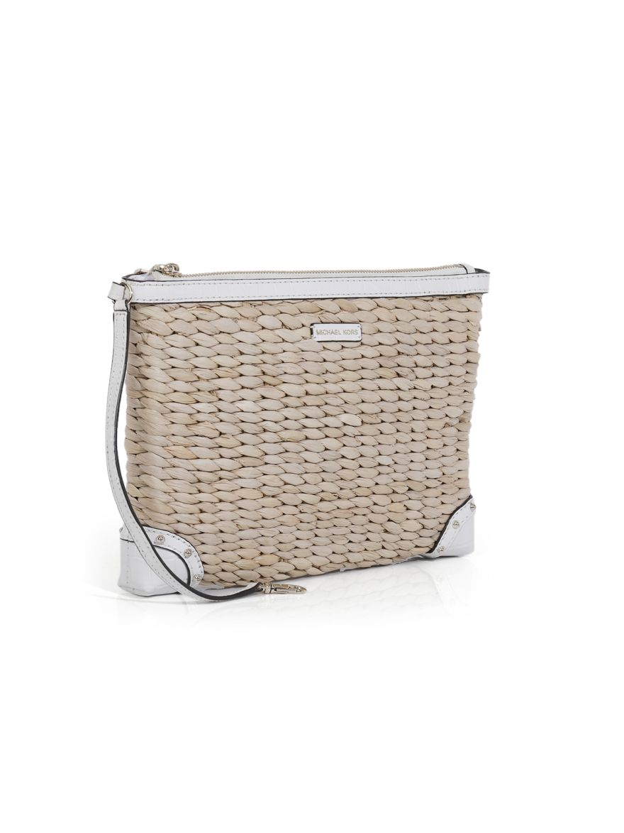 Makibu woven straw clutch